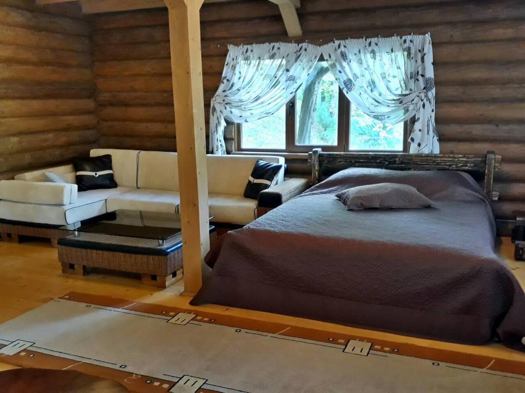 乌日霍罗德 Rancho 555旅馆 外观 照片