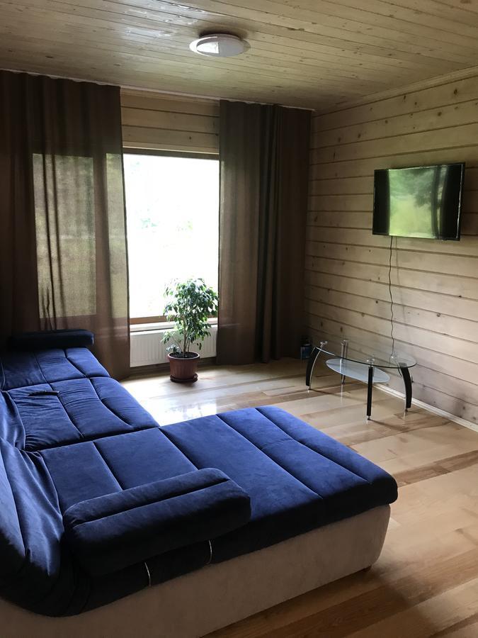 乌日霍罗德 Rancho 555旅馆 外观 照片